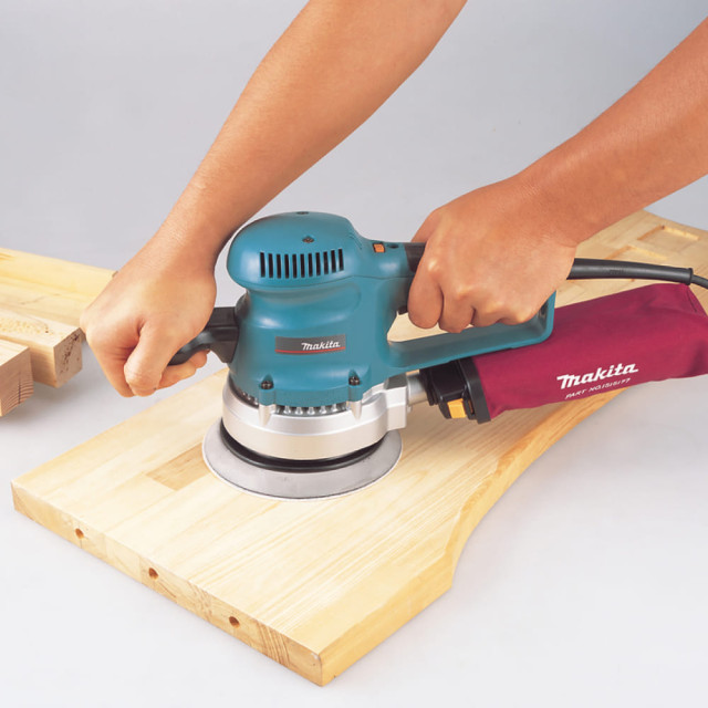 Шлифмашина эксцентриковая Makita BO6030