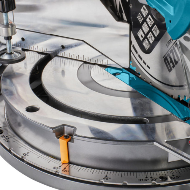 Пила торцовочная Makita LS004GZ01 аккумуляторная без АКБ и ЗУ