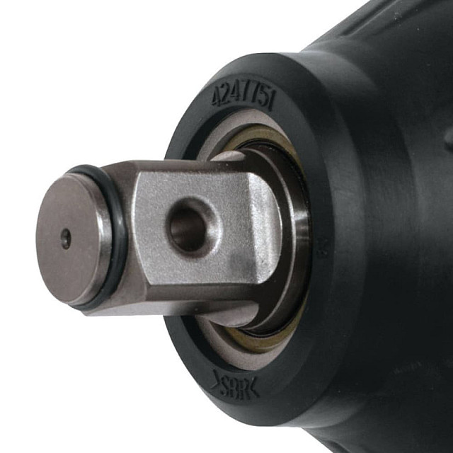 Гайковерт Makita DTW1001RTJ аккумуляторный