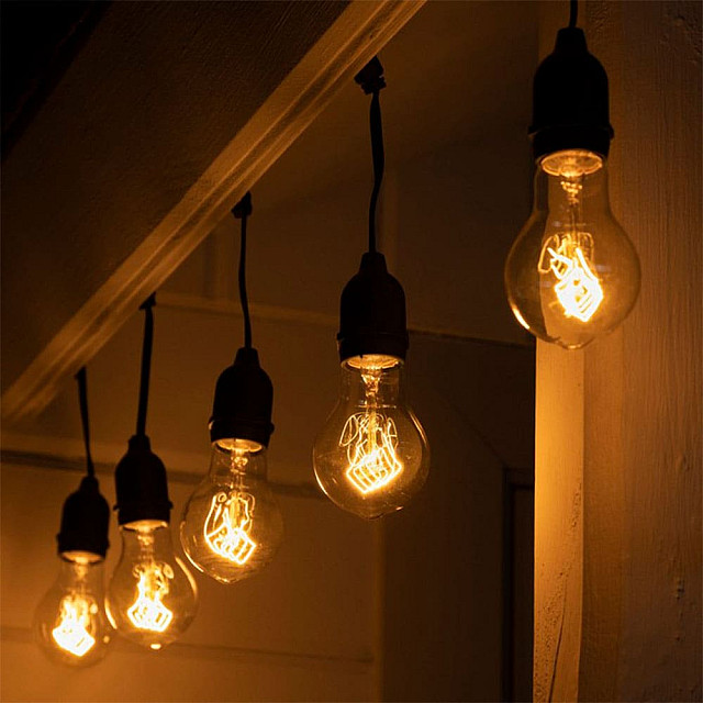 Гирлянда Luazon Lighting Белт Лайт Ретро Spec темная нить 10 м Гирлянда Luazon Lighting Белт Лайт Ретро Spec темная нить 10 м