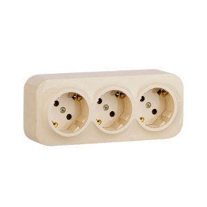 Розетка Legrand Quteo 782268 3*2P+E с предварительным подключением слоновая кость