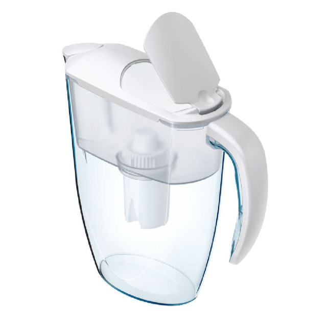 Фильтр-кувшин Аквафор Реал белый