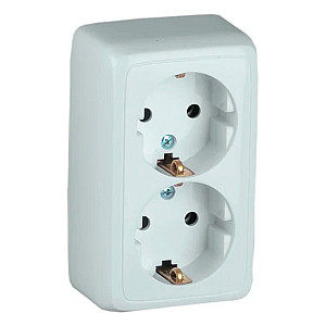 Розетка Hegel Alfa РА16-153 2 гнезда с заземлением белая