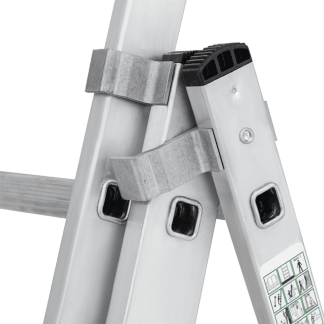 Лестница трехсекционная Новая высота NV123 3*6 ступеней