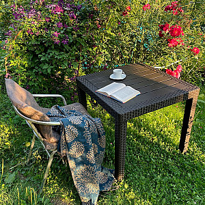 Стол InGreen Rattan пластиковый малый 789*789*701 мм горький шоколад