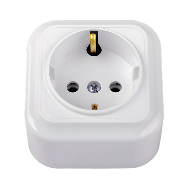 Розетка Bylectrica Вариант РА16-0102 1 место с заземлением белая