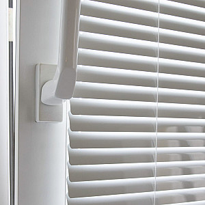 Жалюзи Delfa СГЖ-900 60/160 см горизонтальные белые