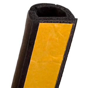 Уплотнитель гаражный Starfix SF1016-00 профиль D 21*15 мм черный