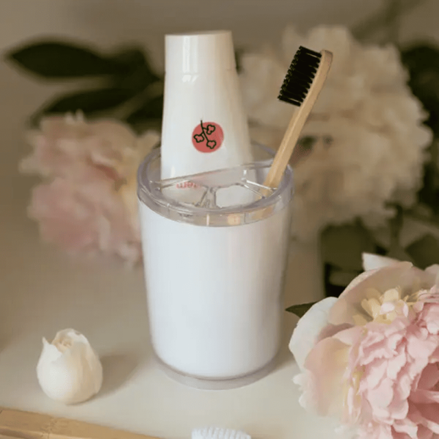 Подставка для зубных щеток Berossi Joli АС 22501001 снежно-белый