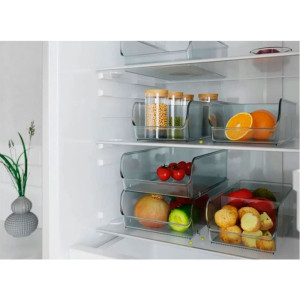 Емкость для холодильника Berossi Raido ИК 70100000 281*184*89 мм прозрачный