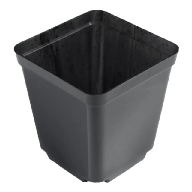 Горшок для рассады Гарденпласт Р9 квадратный литой 9*9*9.5 см 0.5 л