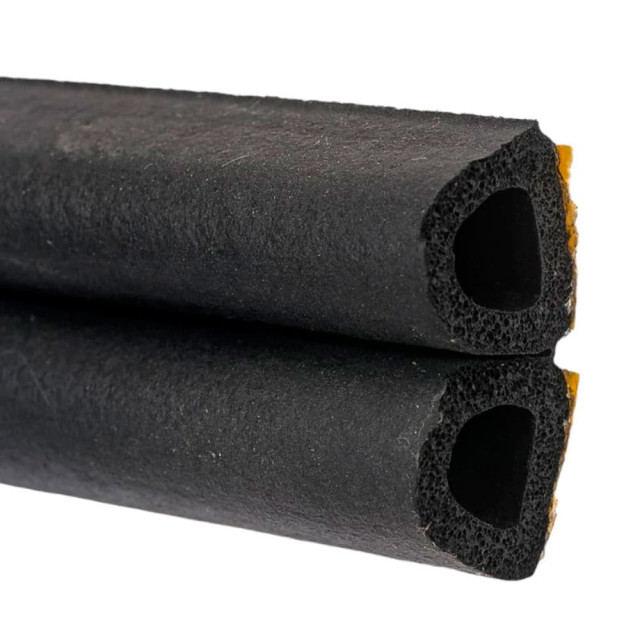 Уплотнитель гаражный Starfix SF1016-02 сдвоенный профиль D 12*10 мм черный