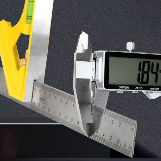 Линейка строительная Deli YS DL7300 с угольником и уровнем 300 мм