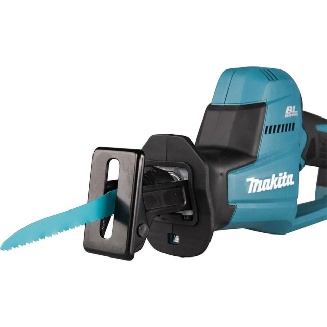 Пила сабельная Makita DJR189Z аккумуляторная без АКБ и ЗУ Пила сабельная Makita DJR189Z аккумуляторная без АКБ и ЗУ