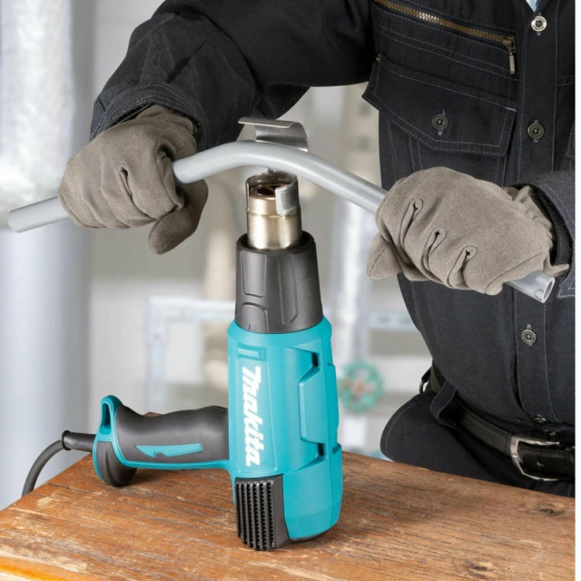 Термовоздуходувка Makita HG6530VK 4 насадки