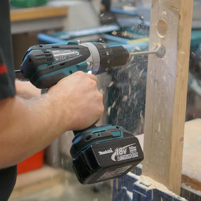 Дрель-шуруповерт Makita DDF458RFE аккумуляторный