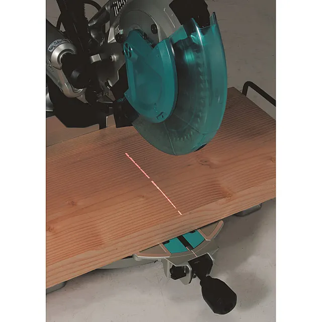 Пила торцевая Makita LS1019L