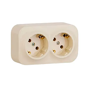 Розетка Legrand Quteo 782263 2*2P+E с предварительным подключением слоновая кость
