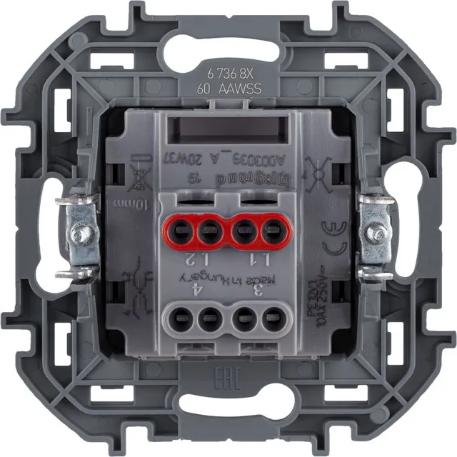 Выключатель промежуточный Legrand Inspiria 673680 белый