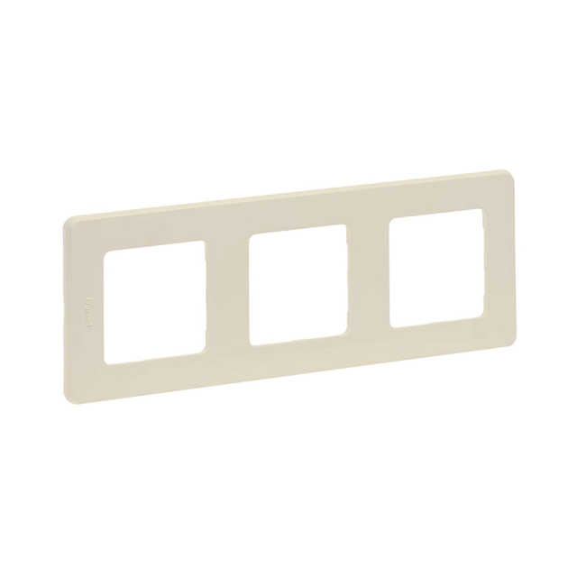 Рамка Legrand Inspiria 673951 3 поста слоновая кость Рамка Legrand Inspiria 673951 3 поста слоновая кость