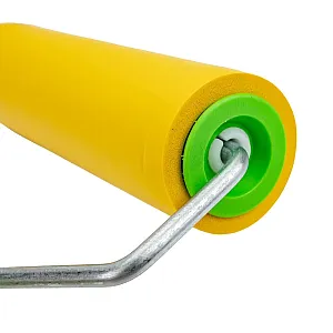 Валик прижимной Сибртех 81035 резиновый с ручкой 240*8 мм