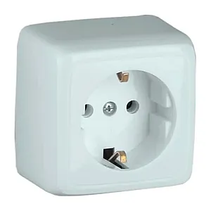 Розетка Hegel Alfa РА16-113 с заземлением белая