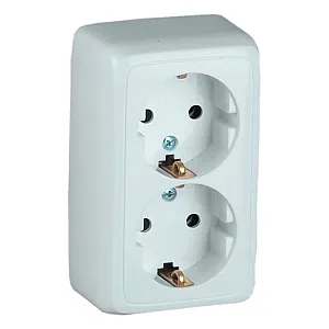 Розетка Hegel Alfa РА16-153 2 гнезда с заземлением белая