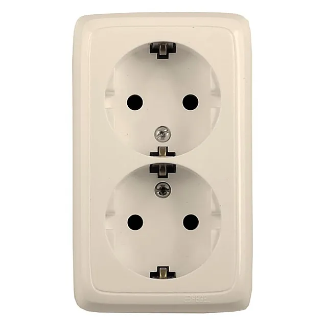 Розетка Hegel Alfa РА16-153-01 с заземлением слоновая кость