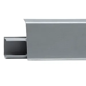 Плинтус Winart Tera 732 меркурий со съемной панелью 72 мм 2.2 м