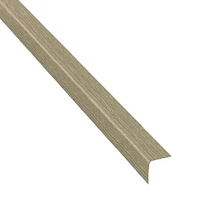 Угол Ideal 213 дуб северный 15*15 мм 2.7 м