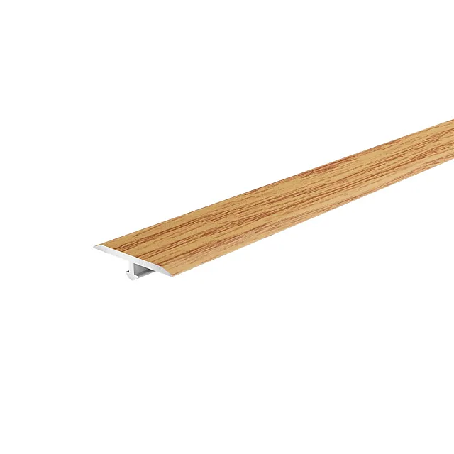 Порог Sanrelia Т20М Т-образный 084 дуб универсальный с монтажной планкой 20 мм 1.8 м