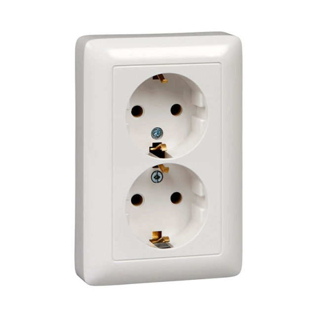Розетка Schneider Electric Хит RS16-236-В двойная скрытой установки с заземлением без шторок белая Розетка Schneider Electric Хит RS16-236-В двойная скрытой установки с заземлением без шторок белая