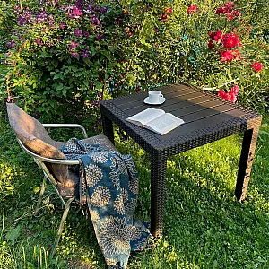 Стол InGreen Rattan пластиковый малый 789*789*701 мм горький шоколад