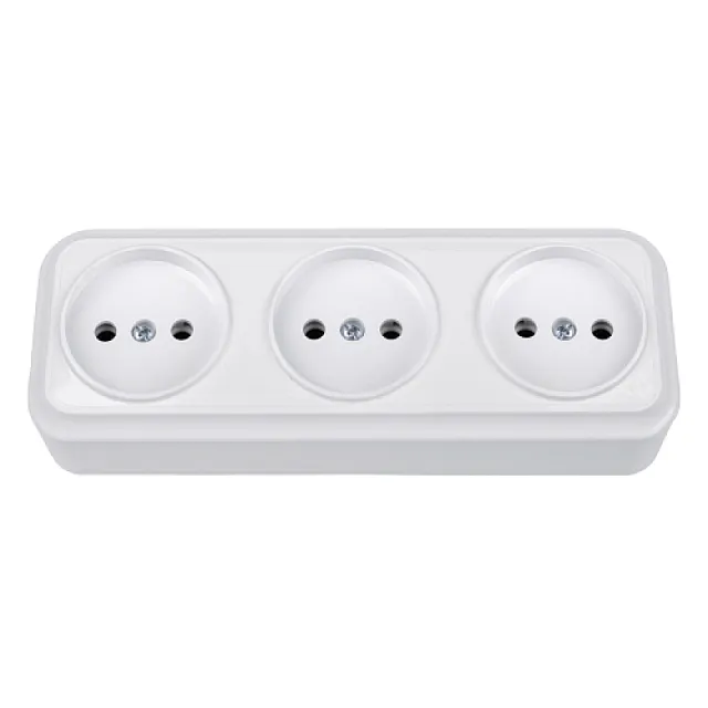 Розетка трехместная Bylectrica РА16-0161 открытая