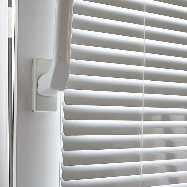 Жалюзи Delfa СГЖ-900 40/160 см горизонтальные белые