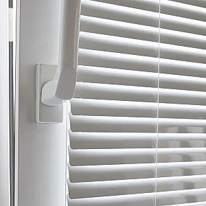 Жалюзи Delfa СГЖ-900 60/160 см горизонтальные белые