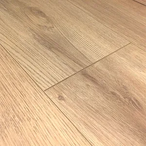 Ламинат Egger Basic EBL053 Дуб Харридж натуральный