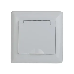 Розетка Intro Solo 4-203-01 Б0053657 2P+E Schuko белая