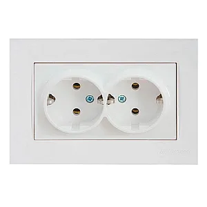 Розетка Mutlusan Rita 2220-202-0201 2*2Р+Е в комплекте с рамкой белая