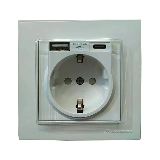 Розетка Mutlusan Rita 2220-629-0201 2P+E Usb Type A Usb Type C 2.4 А белая